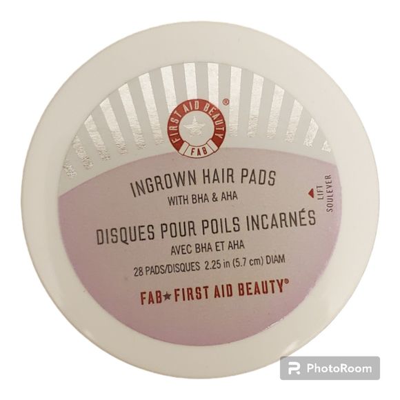First Aid Beauty Skincare First Aid Beauty Ingrown Hair Pads W Bha